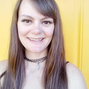 Meet your Posher, Gavriela